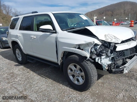 2024 Toyota 4Runner SR5 Premium with VIN JTENU5JR7R6245422, listed as a IAAI auction lot 41863652 with 12,991 mi miles. Bid and sale history available at carsss.com. Image 1.