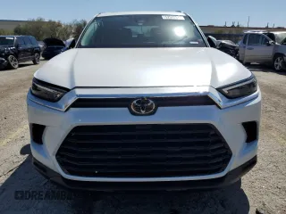 2024 Toyota Highlander XLE z VIN 5TDAAAB53RS061224, wystawiony jako Copart lot #52572945 z przebiegiem 15 604 mil mil oraz Szkoda całkowita • Salvage title. Historia ofert i sprzedaży dostępna na DreamBid. Obrazek 5.