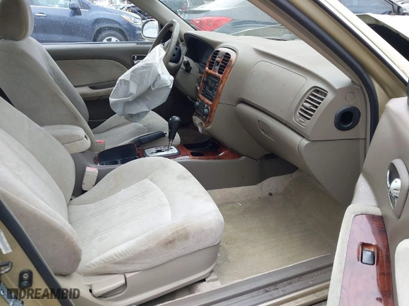 2004 Hyundai Sonata GLS with VIN KMHWF35H84A996121, listed as a IAAI auction lot 41731899 with 49,250 mi miles. Bid and sale history available at carsss.com. Image 5.