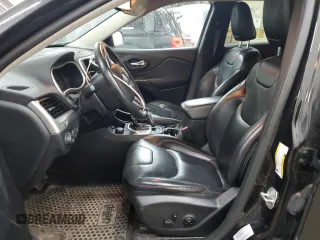 2015 Jeep Cherokee Trailhawk z VIN 1C4PJMBS0FW598694, wystawiony jako Copart lot #60731615 z przebiegiem 130 219 mil mil oraz Czysty tytuł • Clean title. Historia ofert i sprzedaży dostępna na DreamBid. Obrazek 7.