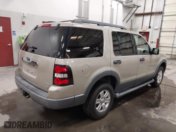 2006 Ford Explorer XLT with VIN 1FMEU738X6ZA13312, listed as a IAAI auction lot 41920829 with 168,238 mi miles and . Bid and sale history available at carsss.com. Image 4.