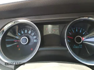 2014 Ford Mustang V6 with VIN 1ZVBP8AM5E5217295, listed as a Copart auction lot 61472765 with 141,580 mi miles and Salvage title. Bid and sale history available at DreamBid. Image 9.
