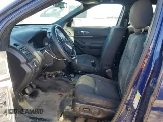 2017 Ford Police Interceptor Utility z VIN 1FM5K8AR5HGC35293, wystawiony jako Copart lot #42462805 z przebiegiem 132 675 mil mil oraz Szkoda całkowita • Salvage title. Historia ofert i sprzedaży dostępna na DreamBid. Obrazek 7.