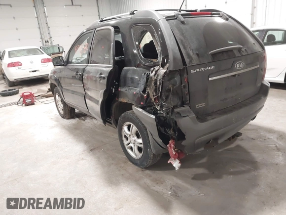 2008 Kia Sportage LX with VIN KNDJE723387535641, listed as a IAAI auction lot 41348580 with 184,430 mi miles. Bid and sale history available at carsss.com. Image 3.