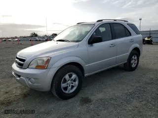 2009 Kia Sorento LX with VIN KNDJC735X95869653, listed as a Copart auction lot 50970005 with 184,730 mi miles and Clean Title. Bid and sale history available at carsss.com. Image 1.