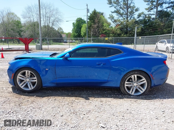 2018 Chevrolet Camaro 1LT z VIN 1G1FB1RS5J0101768, wystawiony jako IAAI lot #41990965 z przebiegiem 82 492 mil mil oraz . Historia ofert i sprzedaży dostępna na DreamBid. Obrazek 14.