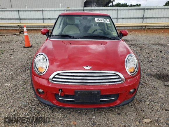 2013 MINI Hardtop with VIN WMWSU3C5XDT544531, listed as a Copart auction lot 65723535 with 71,872 mi miles and Clean title. Bid and sale history available at DreamBid. Image 5.