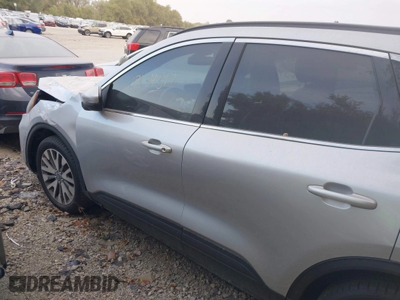 2020 Ford Escape Titanium с VIN 1FMCU9J96LUB18419, выставлен на аукционе IAAI как лот 40612100 с пробегом 40 041 миль миль и . История ставок и продаж доступна на DreamBid. Изображение 3.