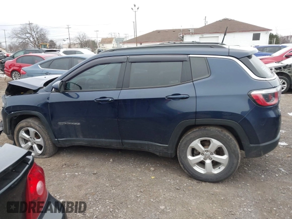 2018 Jeep Compass Latitude with VIN 3C4NJDBBXJT467634, listed as a IAAI auction lot 41305065 with 73,573 mi miles. Bid and sale history available at carsss.com. Image 14.