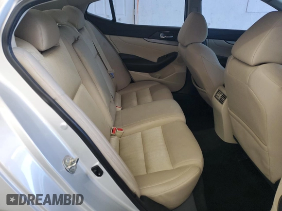 2016 Nissan Maxima SL with VIN 1N4AA6AP6GC446653, listed as a Copart auction lot 46621645 with 124,538 mi miles and Salvage Title. Bid and sale history available at DreamBid. Image 10.