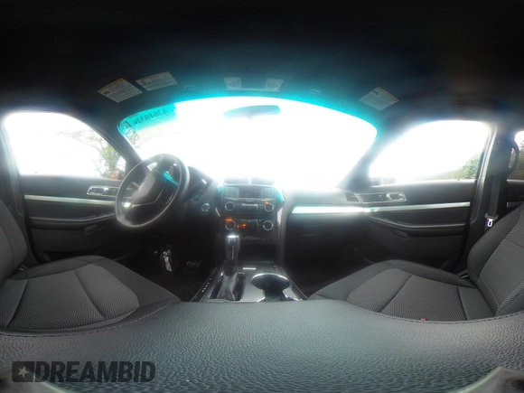 2017 Ford Explorer XLT с VIN 1FM5K8D82HGA39945, выставлен на аукционе IAAI как лот 42610326 с пробегом 9 350 миль миль и . История ставок и продаж доступна на DreamBid. Изображение 19.