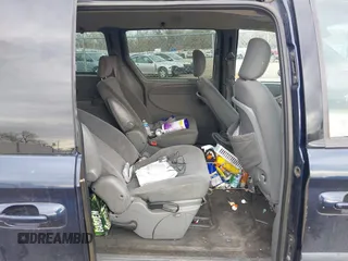 2005 Dodge Caravan SE with VIN 1D4GP24R75B108449, listed as a IAAI auction lot 41734639 with 266,376 mi miles and . Bid and sale history available at DreamBid. Image 8.