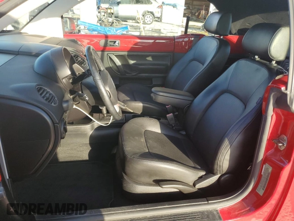 2008 Volkswagen Beetle SE with VIN 3VWRF31Y78M415480, listed as a Copart auction lot 42852025 with 35,799 mi miles and Clean title. Bid and sale history available at DreamBid. Image 7.