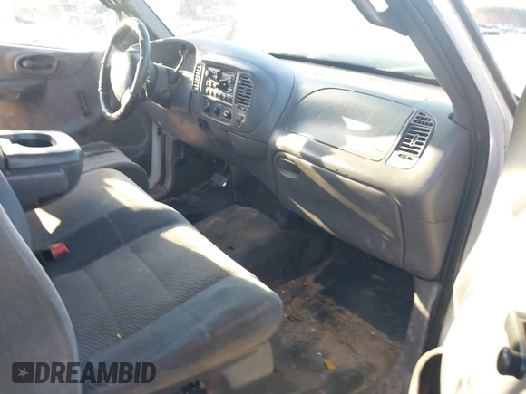 2001 Ford F-150 XL with VIN 1FTZF172X1KB02253, listed as a IAAI auction lot 41747563 with Not provided miles and . Bid and sale history available at DreamBid. Image 5.