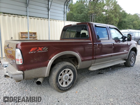 2005 Ford Super Duty F-250 XL with VIN 1FTSW21P65EC58581, listed as a Copart auction lot 71998364 with 328,440 mi miles and Salvage Title. Bid and sale history available at carsss.com. Image 3.