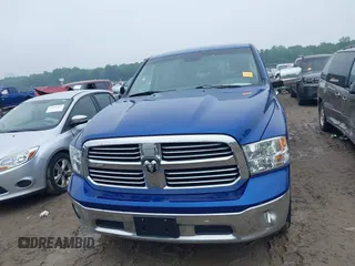 2015 Ram 1500 Big Horn z VIN 1C6RR7LT5FS758805, wystawiony jako IAAI lot #42445577 z przebiegiem 221 208 mil mil oraz . Historia ofert i sprzedaży dostępna na DreamBid. Obrazek 13.