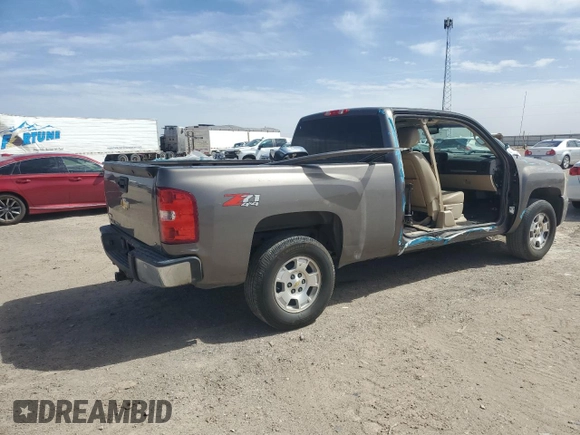 2011 Chevrolet Silverado 1500 LT with VIN 1GCRKSE33BZ332402, listed as a Copart auction lot 48675245 with 128,322 mi miles and Salvage Title. Bid and sale history available at DreamBid. Image 3.