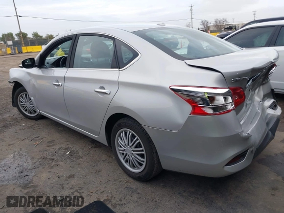 2017 Nissan Sentra SR with VIN 3N1AB7AP2HL665809, listed as a IAAI auction lot 41199836 with 92,956 mi miles and . Bid and sale history available at carsss.com. Image 3.