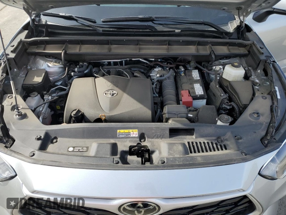 2022 Toyota Highlander XLE z VIN 5TDHZRBH9NS587335, wystawiony jako Copart lot #53280485 z przebiegiem 19 605 mil mil oraz Szkoda całkowita • Salvage title. Historia ofert i sprzedaży dostępna na DreamBid. Obrazek 14.