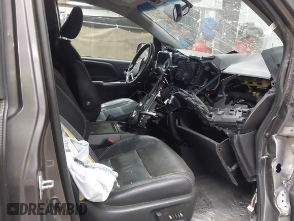 2017 Toyota Sienna SE with VIN 5TDXZ3DC1HS841425, listed as a IAAI auction lot 42053676 with 66,406 mi miles and . Bid and sale history available at DreamBid. Image 5.