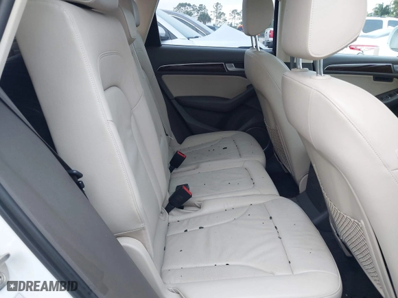 2017 Audi Q5 Premium Plus with VIN WA1L2AFP7HA027648, listed as a IAAI auction lot 41113860 with 84,203 mi miles. Bid and sale history available at carsss.com. Image 8.