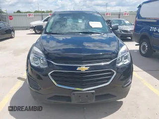 2017 Chevrolet Equinox LS z VIN 2GNALBEK0H1565213, wystawiony jako IAAI lot #40280303 z przebiegiem 55 543 mil mil oraz . Historia ofert i sprzedaży dostępna na DreamBid. Obrazek 12.
