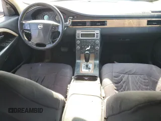 2008 Volvo S80 3.2L z VIN YV1AS982581076001, wystawiony jako Copart lot #58057545 z przebiegiem 187 058 mil mil oraz Szkoda całkowita • Salvage title. Historia ofert i sprzedaży dostępna na DreamBid. Obrazek 8.