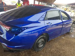 2023 Hyundai Elantra SEL z VIN KMHLS4AG2PU558862, wystawiony jako IAAI lot #42248662 z przebiegiem 69 025 mil mil oraz . Historia ofert i sprzedaży dostępna na DreamBid. Obrazek 6.