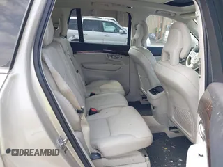 2016 Volvo XC90 T6 Momentum with VIN YV4A22PK7G1038750, listed as a IAAI auction lot 42128057 with 124,112 mi miles. Bid and sale history available at carsss.com. Image 8.
