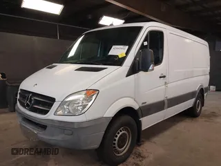 2011 Mercedes-Benz Sprinter Cargo with VIN WD3PE7CC6B5586380, listed as a IAAI auction lot 42162152 with 184,199 mi miles. Bid and sale history available at carsss.com. Image 6.
