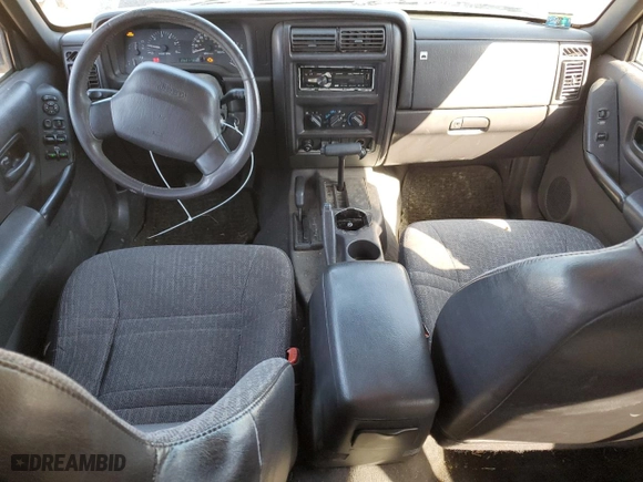 2001 Jeep Cherokee Sport with VIN 1J4FF48S01L626387, listed as a Copart auction lot 48477955 with 262,178 mi miles and Clean Title. Bid and sale history available at carsss.com. Image 8.