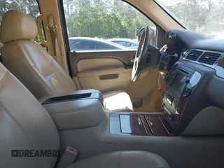 2011 Chevrolet Suburban LTZ with VIN 1GNSKKE31BR299912, listed as a IAAI auction lot 41990351 with 268,982 mi miles. Bid and sale history available at carsss.com. Image 5.