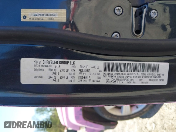 2014 Jeep Patriot Latitude with VIN 1C4NJPFBXED737646, listed as a IAAI auction lot 41832412 with 130,000 mi miles and . Bid and sale history available at carsss.com. Image 9.