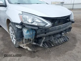 2018 Nissan Sentra S with VIN 3N1AB7APXJY243571, listed as a IAAI auction lot 41891232 with 132,284 mi miles. Bid and sale history available at carsss.com. Image 6.