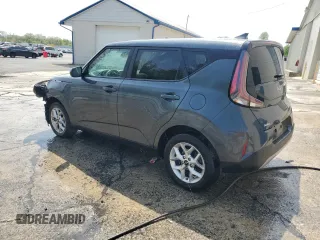 2024 Kia Soul LX with VIN KNDJ23AU6R7910791, listed as a Copart auction lot 55400955 with 31,927 mi miles and Clean Title. Bid and sale history available at carsss.com. Image 2.