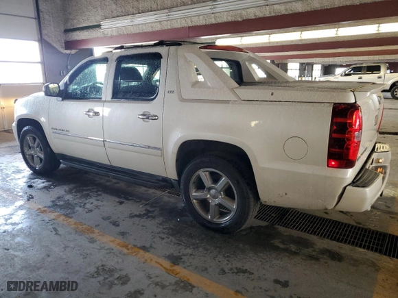 2011 Chevrolet Avalanche LTZ with VIN 3GNTKGE30BG316846, listed as a Copart auction lot 48724005 with 168,256 mi miles and Salvage Title. Bid and sale history available at carsss.com. Image 2.