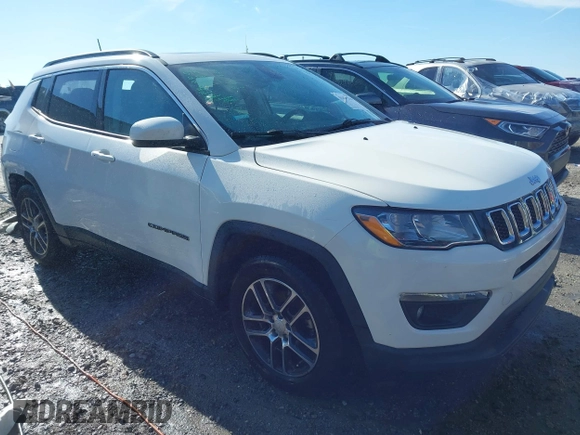 2019 Jeep Compass Altitude z VIN 3C4NJCBB0KT743170, wystawiony jako IAAI lot #41490256 z przebiegiem 93 319 mil mil oraz . Historia ofert i sprzedaży dostępna na DreamBid. Obrazek 1.