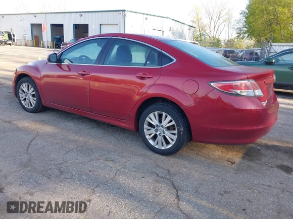 2009 Mazda 6 i Touring with VIN 1YVHP82A095M25943, listed as a IAAI auction lot 42197635 with 208,363 mi miles. Bid and sale history available at carsss.com. Image 3.