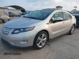 2012 Chevrolet Volt with VIN 1G1RB6E43CU106710, listed as a IAAI auction lot 42139321 with 194,433 mi miles and . Bid and sale history available at carsss.com. Image 2.