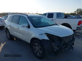 2015 Chevrolet Traverse LT z VIN 1GNKRHKD8FJ205055, wystawiony jako IAAI lot #41825877 z przebiegiem 187 654 mil mil oraz . Historia ofert i sprzedaży dostępna na DreamBid. Obrazek 1.