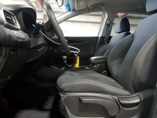 2019 Kia Sorento LX with VIN 5XYPGDA35KG461864, listed as a Copart auction lot 49346355 with 80,963 mi miles and Salvage Title. Bid and sale history available at DreamBid. Image 7.