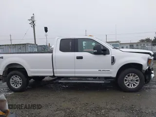 2018 Ford F-350 с VIN 1FT7X3BT4JEB83068, выставлен на аукционе IAAI как лот 41337896 с пробегом 200 841 миль миль и . История ставок и продаж доступна на DreamBid. Изображение 14.