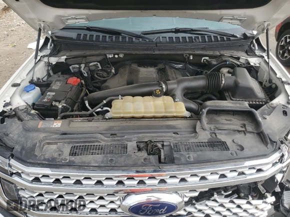 2020 Ford Expedition Platinum z VIN 1FMJU1MT1LEA62819, wystawiony jako Copart lot #53682505 z przebiegiem 54 495 mil mil oraz Szkoda całkowita • Salvage title. Historia ofert i sprzedaży dostępna na DreamBid. Obrazek 12.