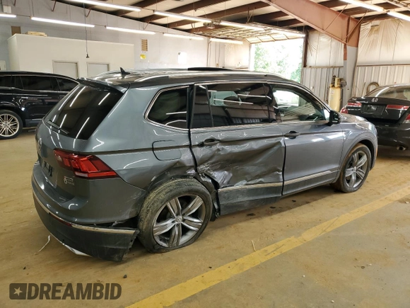 2021 Volkswagen Tiguan SE z VIN 3VV2B7AX6MM086605, wystawiony jako Copart lot #56351285 z przebiegiem 33 460 mil mil oraz Szkoda całkowita • Salvage title. Historia ofert i sprzedaży dostępna na DreamBid. Obrazek 3.