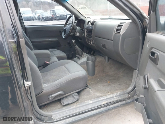 2006 Chevrolet Colorado LT w/1LT with VIN 1GCDT146268260617, listed as a IAAI auction lot 41893925 with 206,864 mi miles. Bid and sale history available at carsss.com. Image 5.