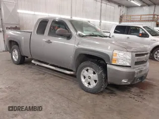 2008 Chevrolet Silverado 1500 1LT with VIN 2GCEK190881254869, listed as a IAAI auction lot 41391830 with 100,634 mi miles and . Bid and sale history available at DreamBid. Image 1.