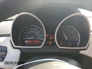 2005 BMW Z4 3.0i z VIN 4USBT53505LU11449, wystawiony jako Copart lot #59117535 z przebiegiem 83 103 mil mil oraz Szkoda całkowita • Salvage title. Historia ofert i sprzedaży dostępna na DreamBid. Obrazek 9.