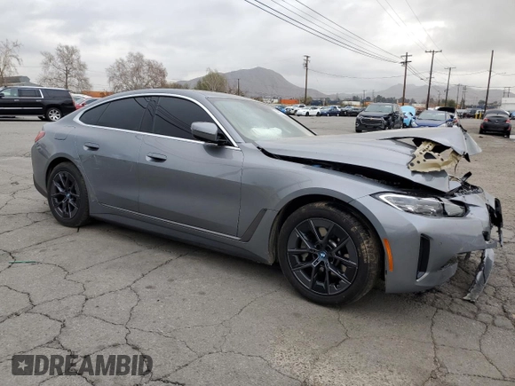 2024 BMW i4 eDrive35 z VIN WBY43AW07RFS38250, wystawiony jako Copart lot #44953225 z przebiegiem 11 567 mil mil oraz Szkoda całkowita • Salvage title. Historia ofert i sprzedaży dostępna na DreamBid. Obrazek 4.