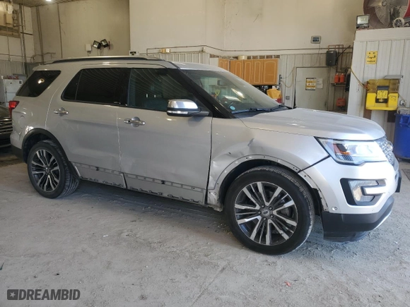 2016 Ford Explorer Platinum with VIN 1FM5K8HT4GGC71606, listed as a Copart auction lot 48706455 with 121,063 mi miles and Clean Title. Bid and sale history available at carsss.com. Image 4.