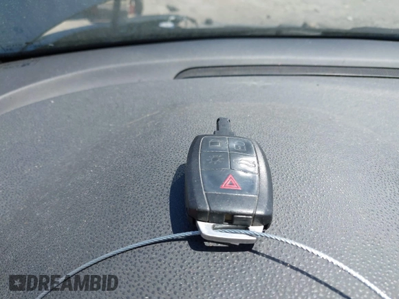 2010 Volvo S40 с VIN YV1390MS2A2489564, выставлен на аукционе IAAI как лот 42225612 с пробегом 146 491 миль миль и . История ставок и продаж доступна на DreamBid. Изображение 11.